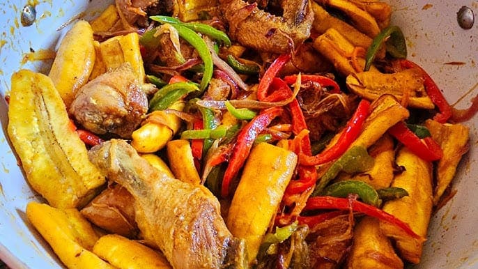 Mapishi ya makange ya ndizi na kuku